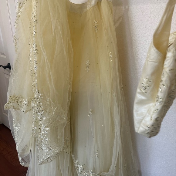 Indian Dress Sequenced Yellow Ghagra Choli with Lace Dupatta - Picture 3 of 7